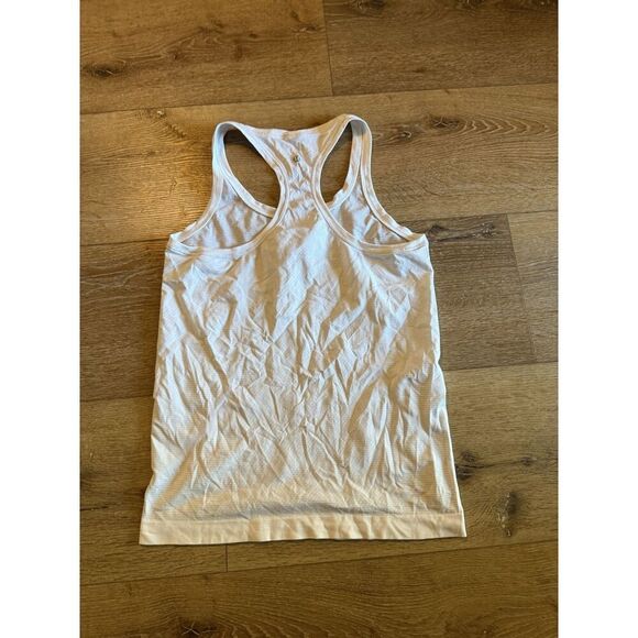 Lululemon Womens White Sleeveless Athletic Tank Top Size 8 - Picture 2 of 3